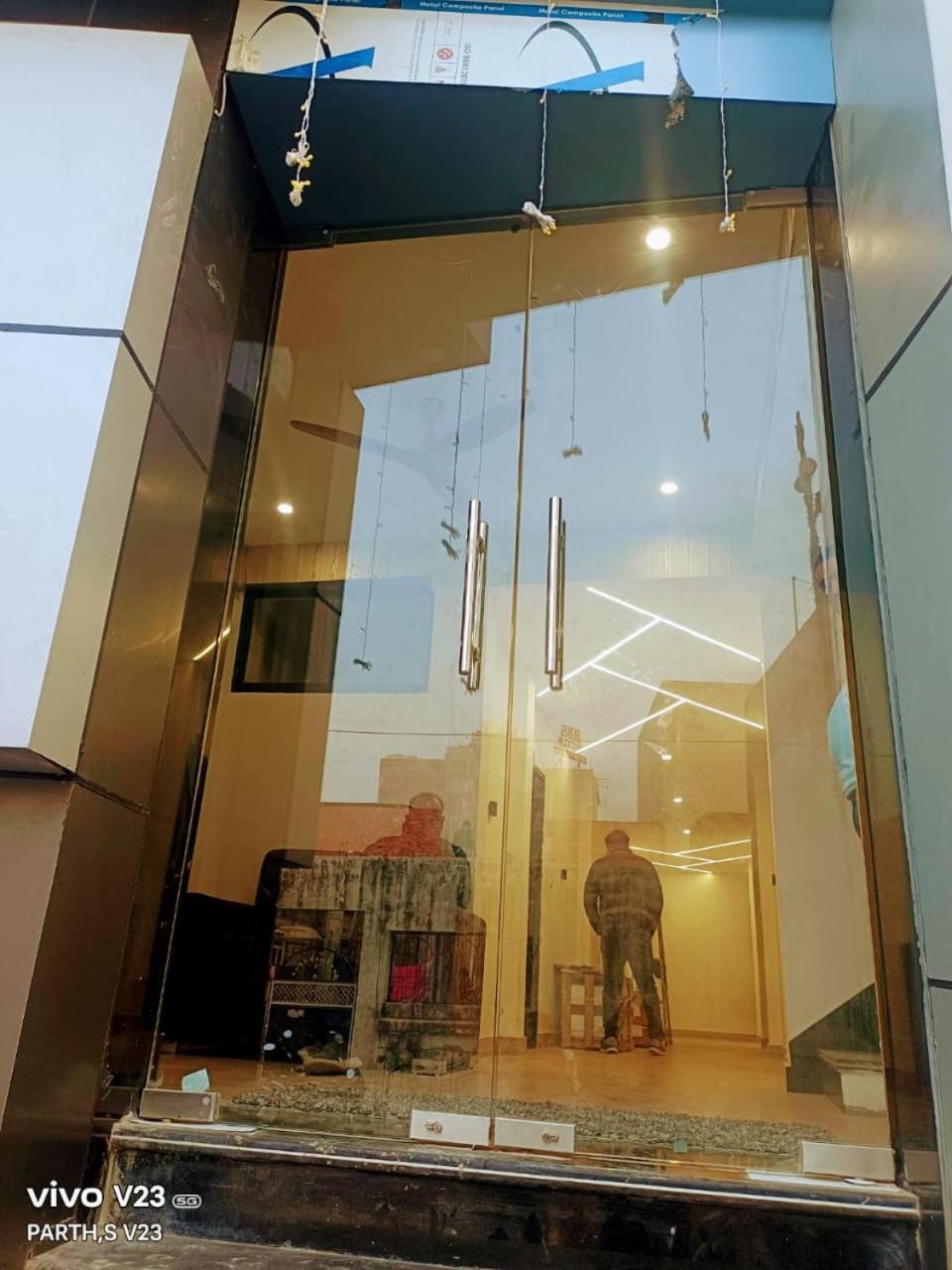 Hotel Abhinandan Ayodhya 外观 照片