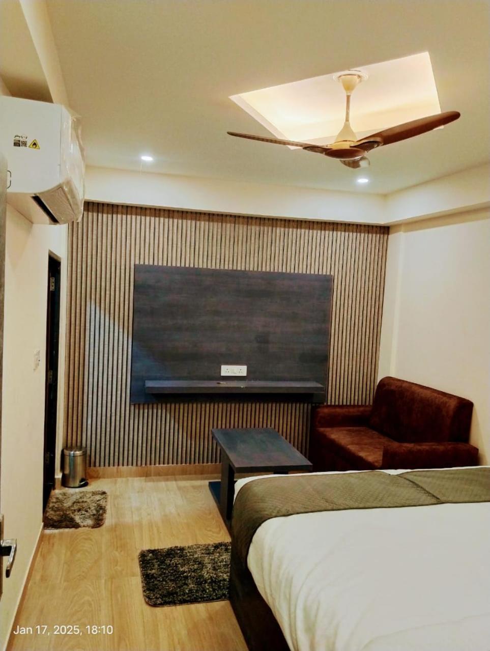 Hotel Abhinandan Ayodhya 外观 照片