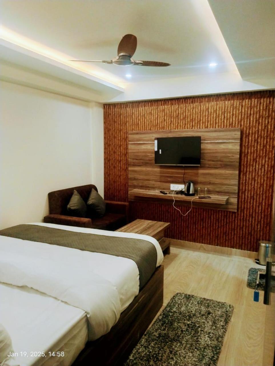 Hotel Abhinandan Ayodhya 外观 照片