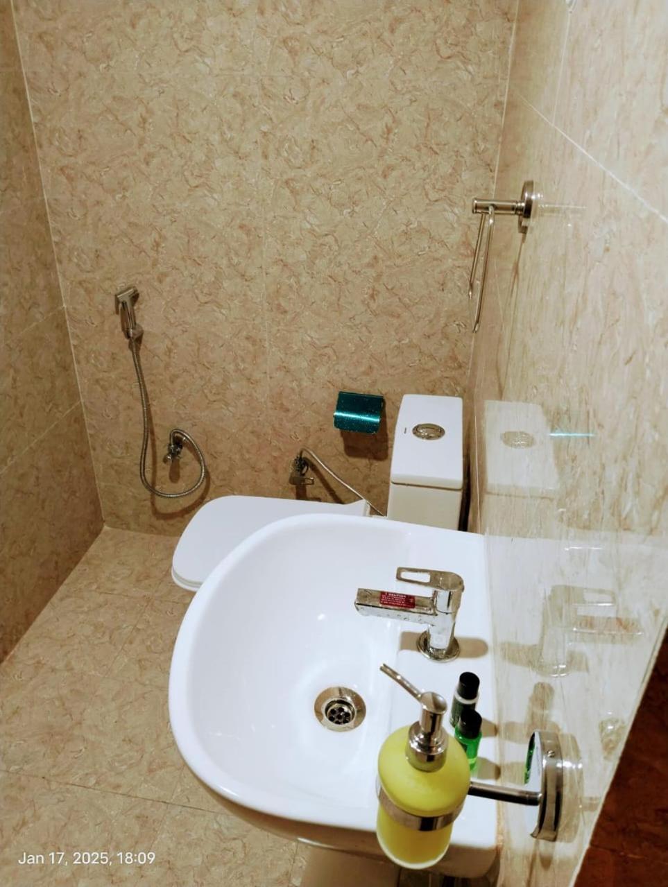 Hotel Abhinandan Ayodhya 外观 照片