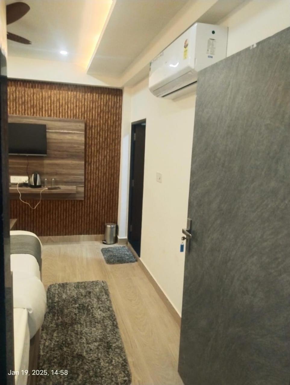 Hotel Abhinandan Ayodhya 外观 照片